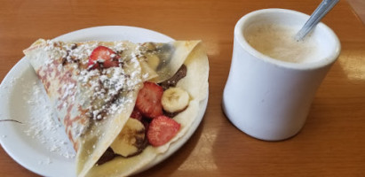 The Crepe Expert food