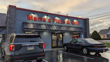 Mama's Famous Pizza And Grill Exeter food