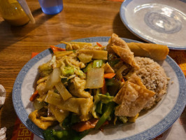 Canton Dragon Chinese Cuisine outside