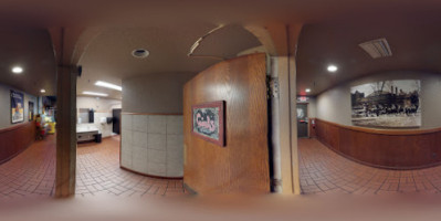 Duke’s Brewhouse inside