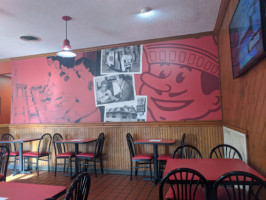 Cassano's Pizza King inside