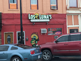 Los Luna's Mexican outside
