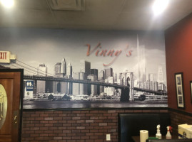 Vinny's New York Pizza Italian Grill food