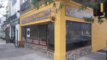 Planchette Bistro And Creperie outside