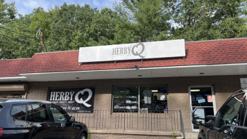 Herby Q food