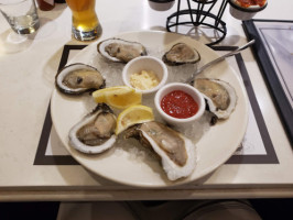 Briggs Oyster Co. food