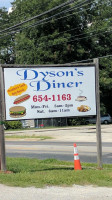 Dyson's Diner outside
