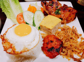 Quan Nem Ngon Vietnamese Bistro food