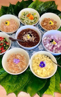 Lek's Krua Thai food