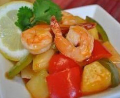 Topp Thai Cuisine food