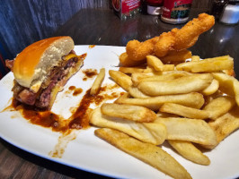 Red Robin Gourmet Burgers And Brews food