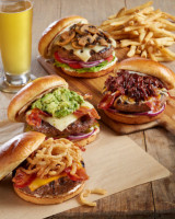 Bj's Brewhouse food