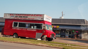 Tacompadre (food Truck) food