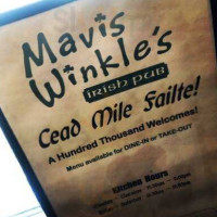 Mavis Winkle's Irish Pub food