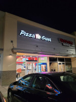 Pizza Guys outside
