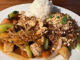 Jai Thai Restaurant food