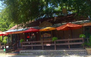 Chilosos Taco House outside