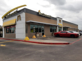 Mcdonald's outside