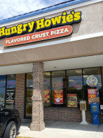 Hungry Howie's Pizza Subs outside