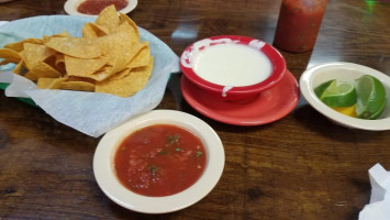 El Cazador Mexican Restaurant And Bar food