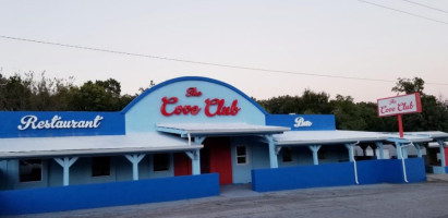 The Cove Club food