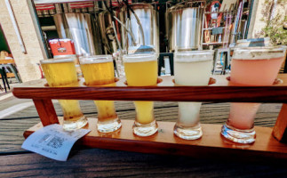 Huntington Beach Beer Company food