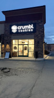 Crumbl Centerville outside