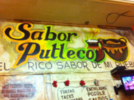 Sabor Putleco Autentica Comida Mexicana inside