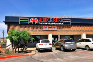 Hook Reel Cajun Seafood outside