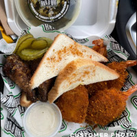 Greedyman's Bar B Que Grill Food Truck Restaurant food