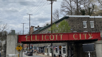 Ellicott Distilling Co. outside