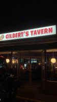 Gilbert's Tavern outside