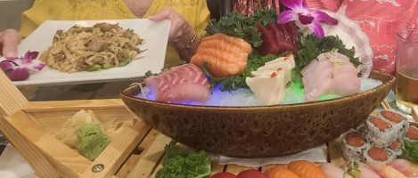 Miyuki Sushi Thai food