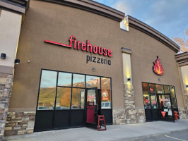 Firehouse Pizzeria outside