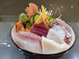 Gochi Sushi inside