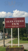 Glen Ferris Inn outside