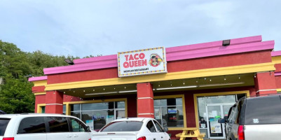 Taco Queen food