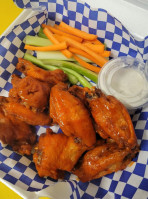 On Point Wings food