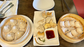 Ren Dumpling And Noodle House food