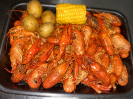 The Crawfish Hot Tub food