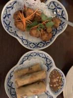Sawasdee Thai Cuisine inside