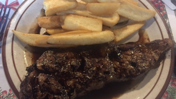 Freddie's Bbq Steakhouse food