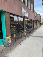 Fillin' Station Coffeehouse outside