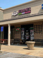 Cerrone's Brick Oven Pizzeria outside