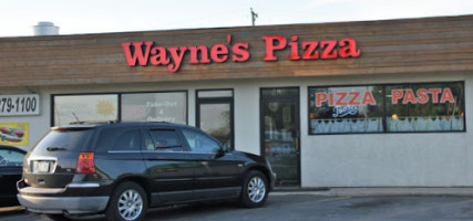 Wayne’s Pizza Genoa City outside