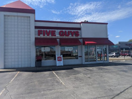 Five Guys outside