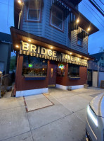 Lacey's Bridge Tavern outside
