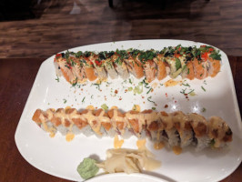 Sushi Hana Fusion Cuisine outside