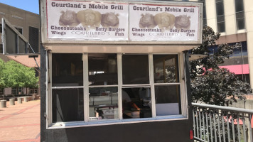 Courtlands Mobile Grill food