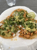 Dos Potrillos Mexican Food Truck food